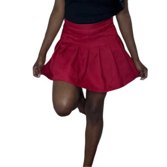 Skater Skirt 😛😍❤️ - Picture 1 of 6